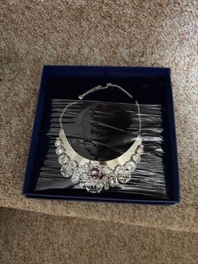Swarovski Silver Necklace with Light Purple Center Crystal